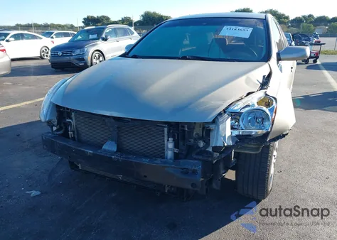 2010 Nissan Altima 2.5 S z USA, uszkodzony, nr VIN 1N4AL2AP9AC104950